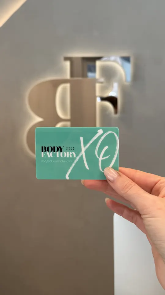 Brand Social Gift Card Photo 04